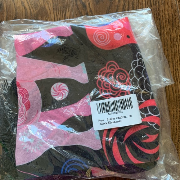 BNWT Chiffon scarf warp pink elephants lovely print - Picture 6 of 7